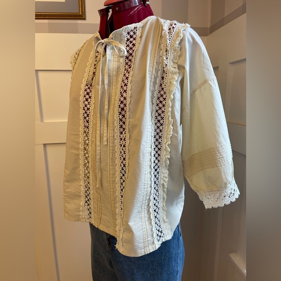 Tops - Lace and Cotton Elegant Cream Lace Trim Blouse Size Medium